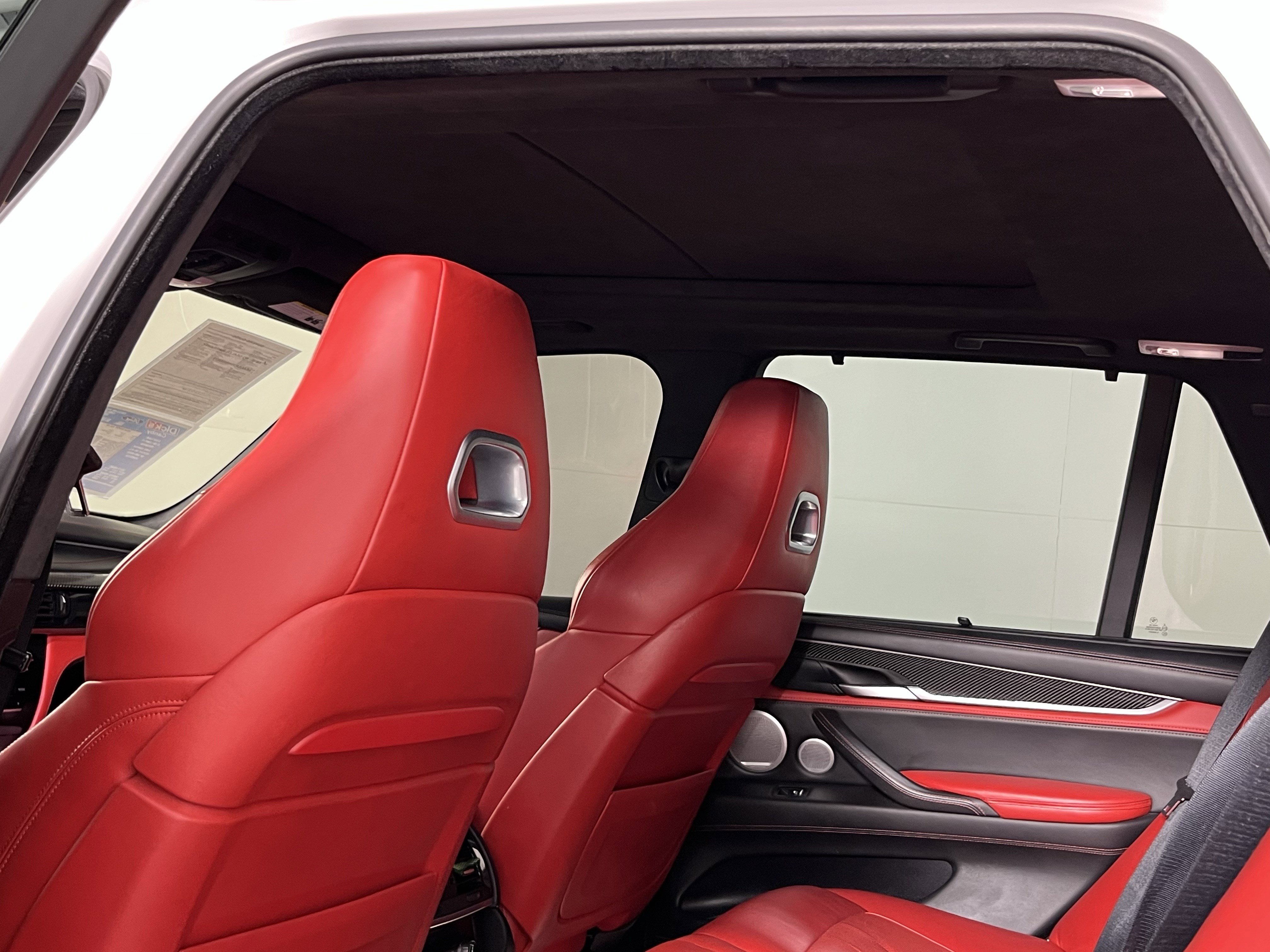 Used 2016 BMW X5 M image 15