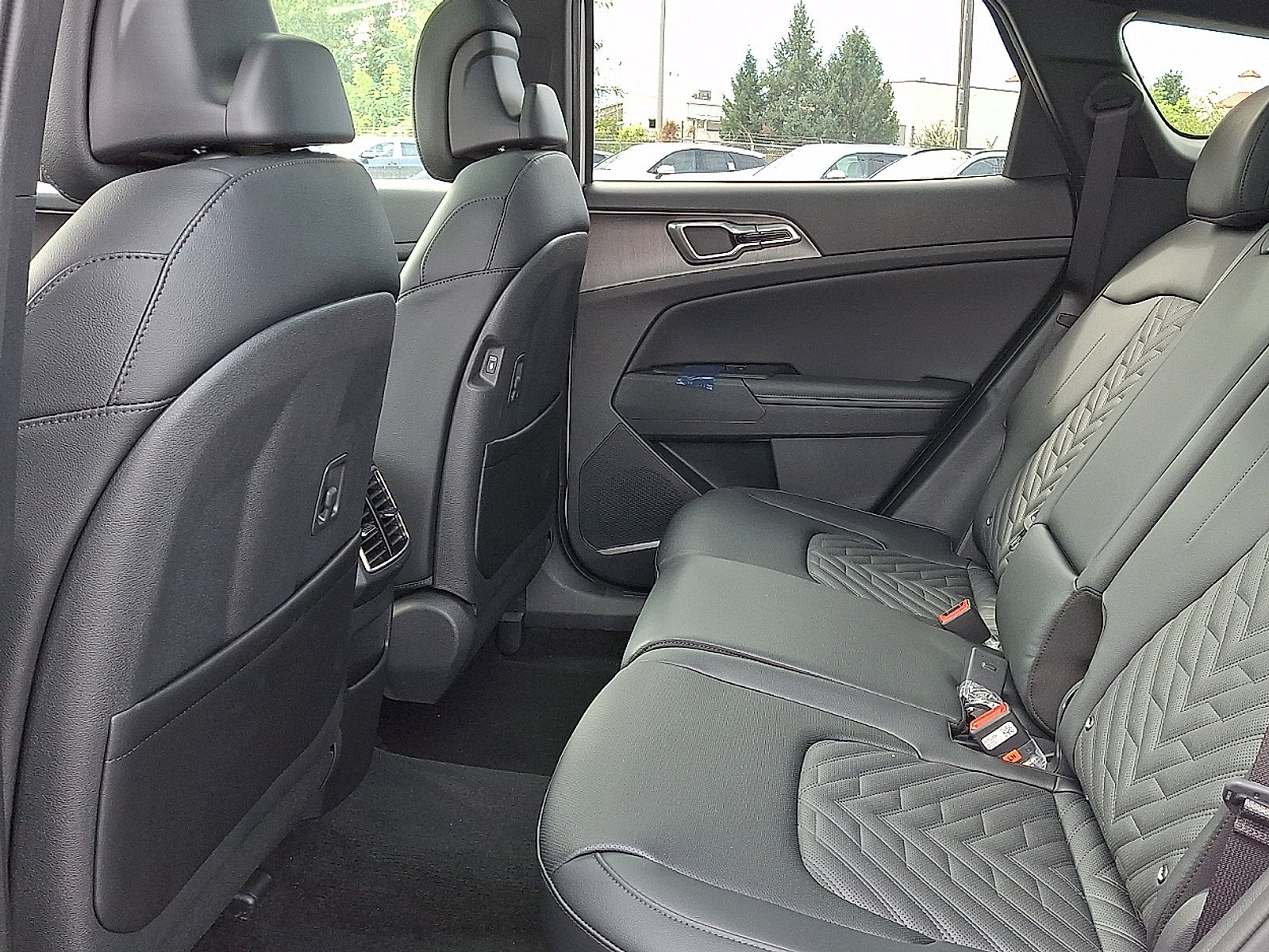 New 2027 Kia Sportage X-Line AWD/4WD image 12