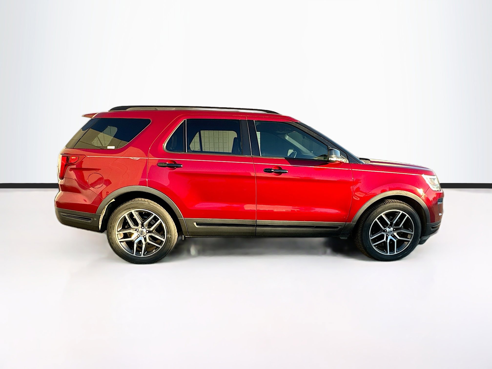Used 2018 Ford Explorer Sport w/ Equipment Group 401A image 10