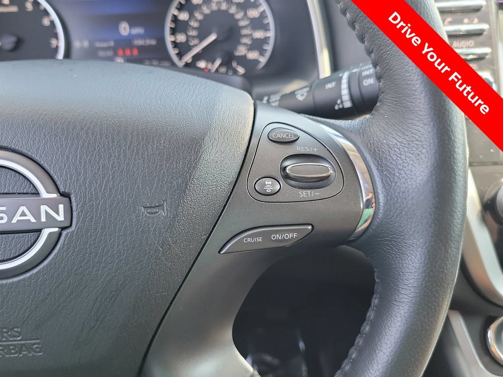 Certified 2023 Nissan Murano SV w/ SV Midnight Edition Package FWD image 8