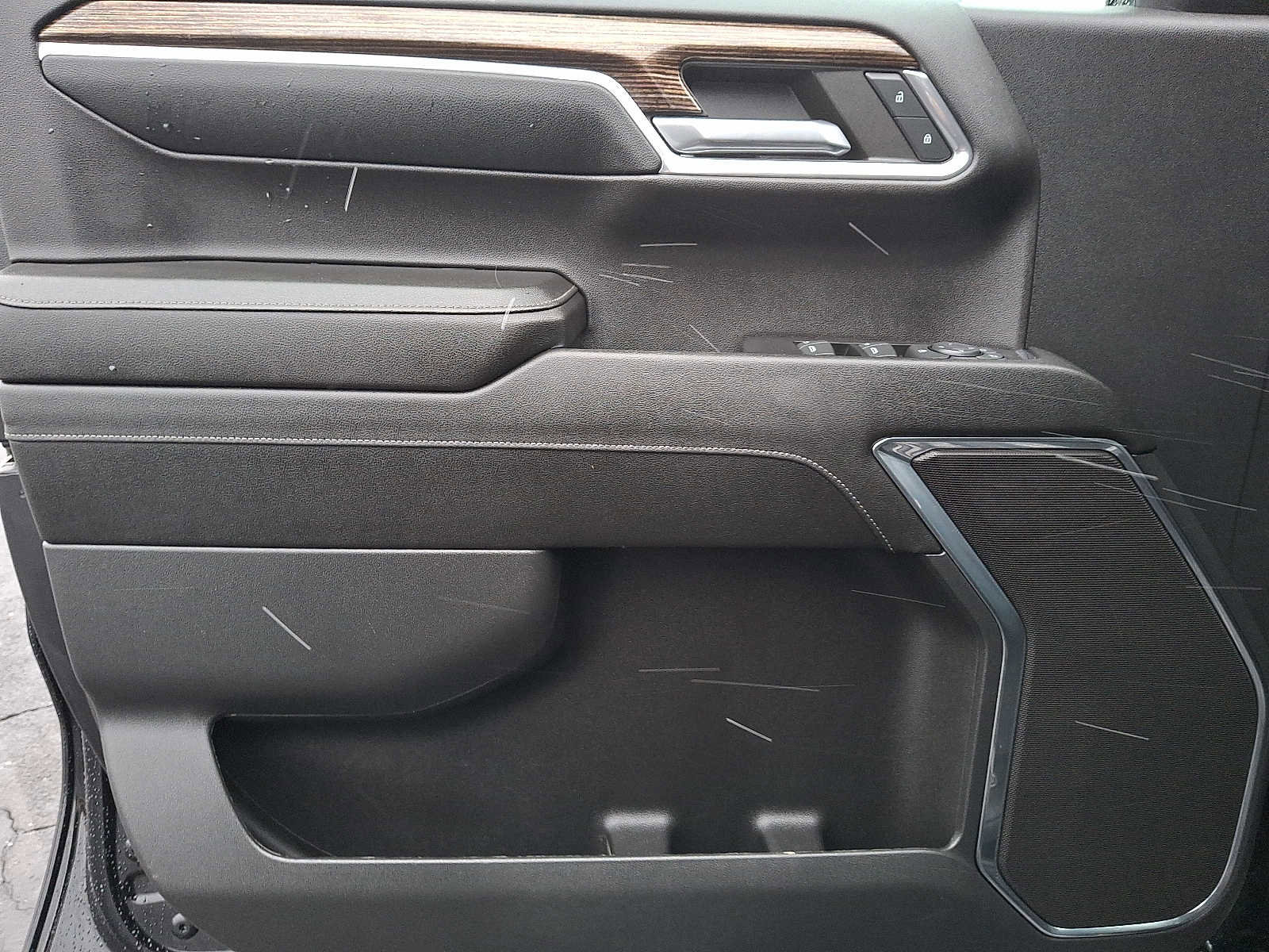 Used 2023 GMC Sierra 1500 Elevation image 12