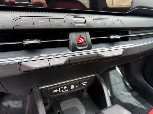 Used 2025 Kia K4 GT-Line w/ GT-Line Premium Package image 7