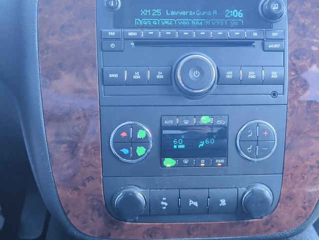 Used 2010 Chevrolet Avalanche LT RWD image 18