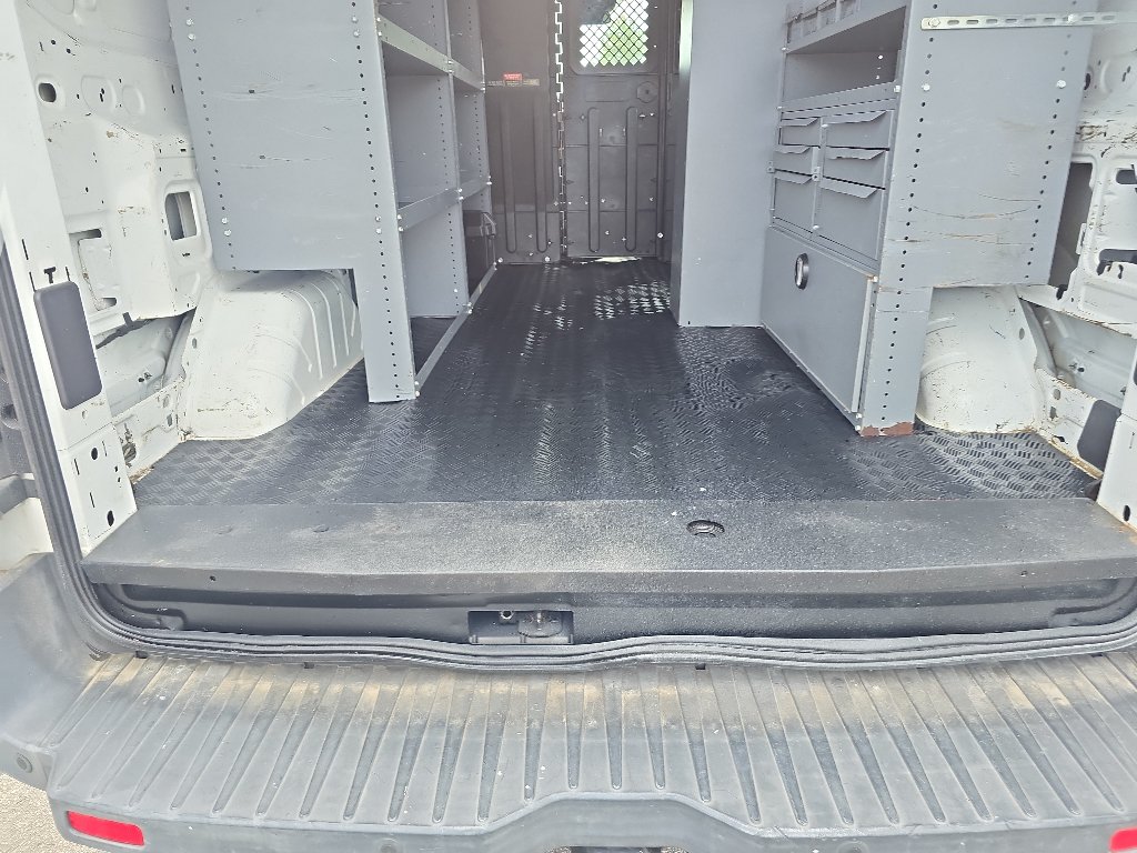 Used 2016 Ford Transit 250 130 Low Roof RWD image 11