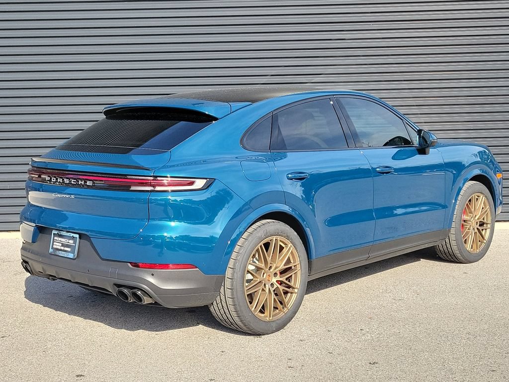 Certified 2025 Porsche Cayenne S AWD/4WD image 7