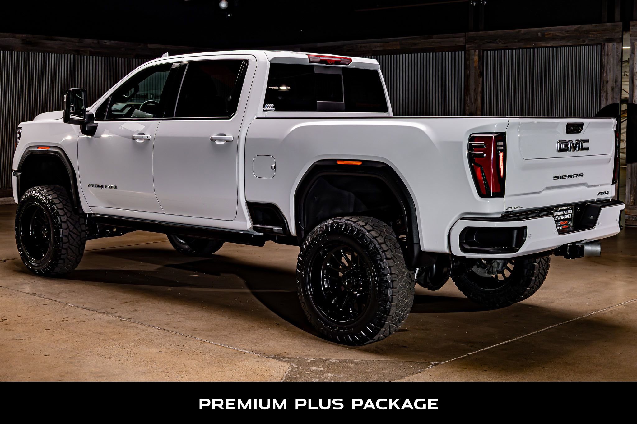 Used 2025 GMC Sierra 3500 AT4 w/ AT4 Premium Plus Package image 7