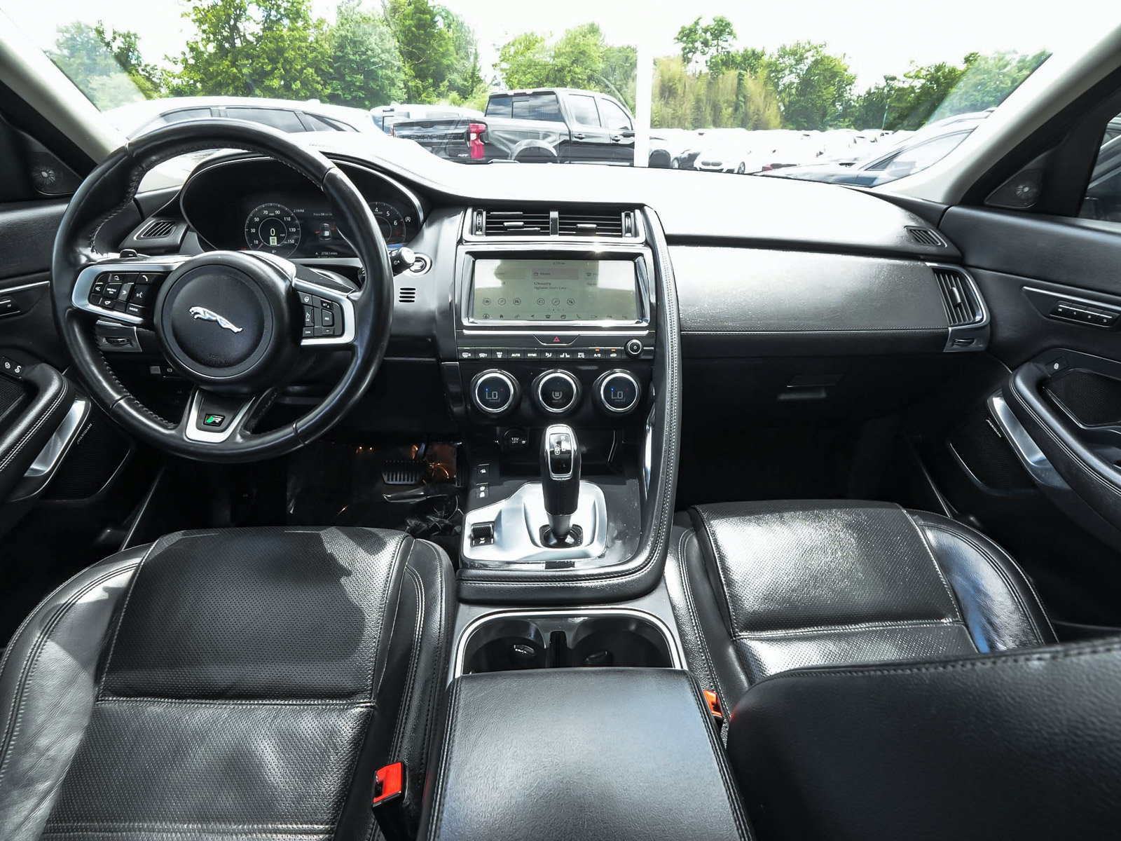 Used 2020 Jaguar E-PACE SE AWD/4WD image 37