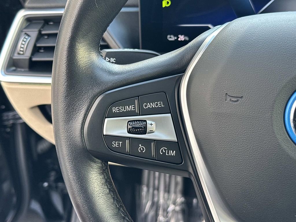 Used 2024 BMW i4 eDrive35 w/ Premium Package image 17