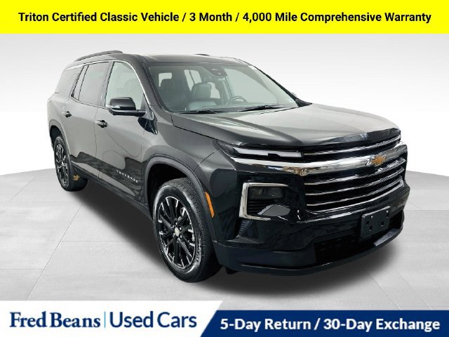 Used 2025 Chevrolet Traverse LT w/ Sun and Wheel Package