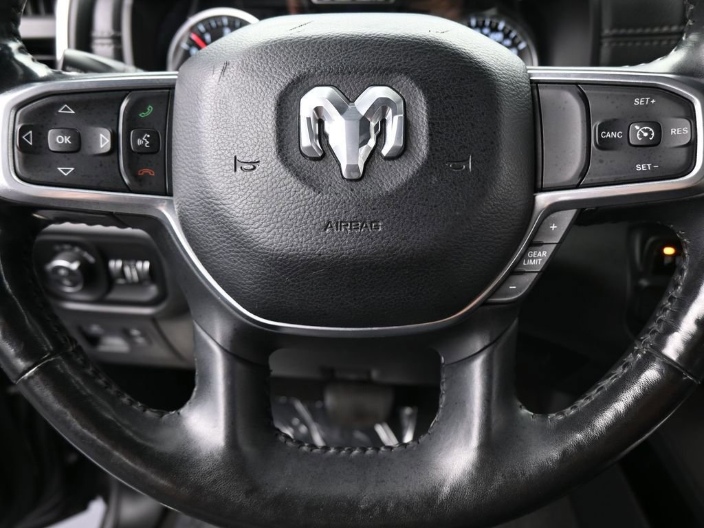 Used 2020 RAM 1500 Laramie w/ Sport Appearance Package image 32