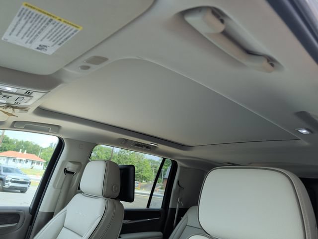 Used 2021 GMC Yukon XL Denali w/ LPO, Illumination Package AWD/4WD image 34