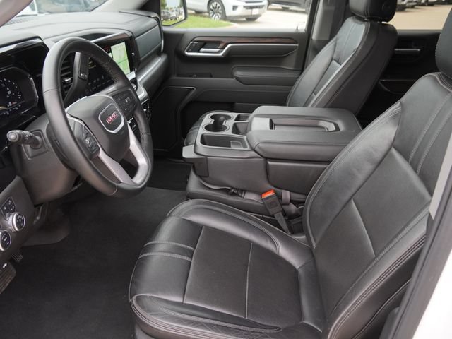 Used 2025 GMC Sierra 1500 SLT AWD/4WD image 18