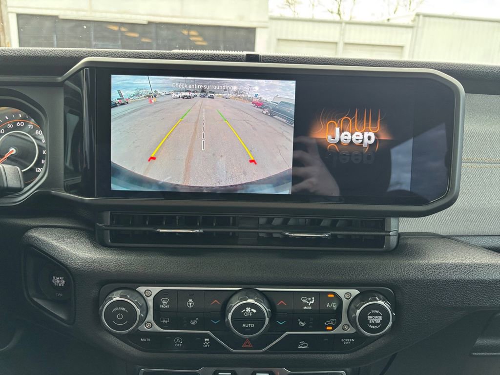 Used 2024 Jeep Wrangler Sport S image 20