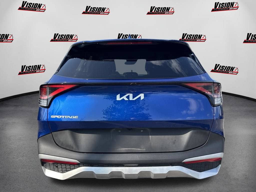 Certified 2024 Kia Sportage EX FWD image 8