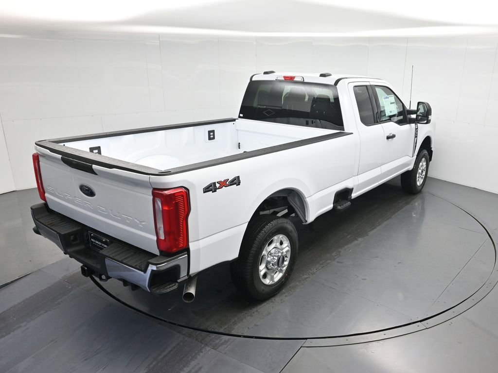 New 2026 Ford F350 XLT image 39