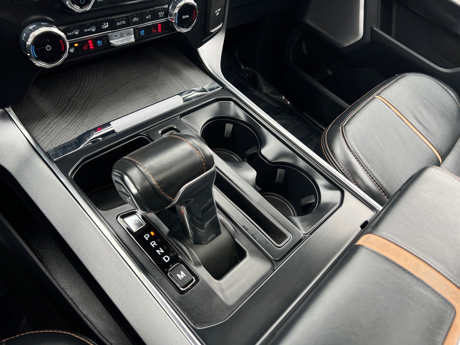 Certified 2022 Ford F150 Platinum w/ Equipment Group 701A High image 25