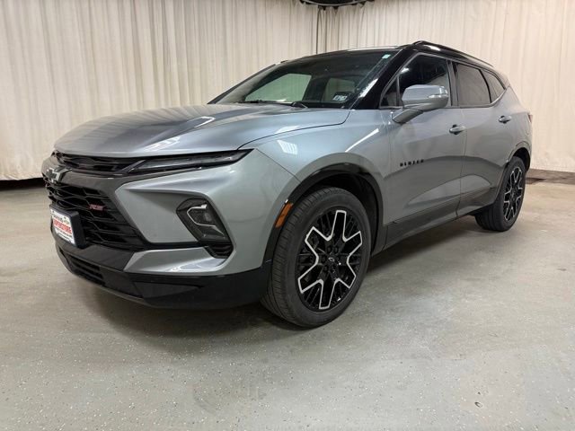 Used 2024 Chevrolet Blazer RS w/ Driver Confidence II Package AWD/4WD image 12