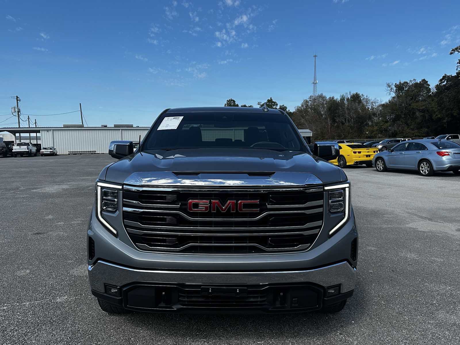 Used 2023 GMC Sierra 1500 SLT w/ SLT Premium Package image 3