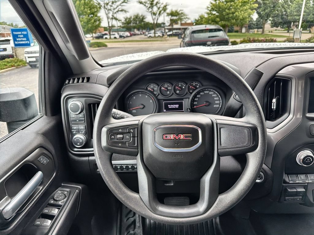 Used 2025 GMC Sierra 3500 Pro AWD/4WD image 11