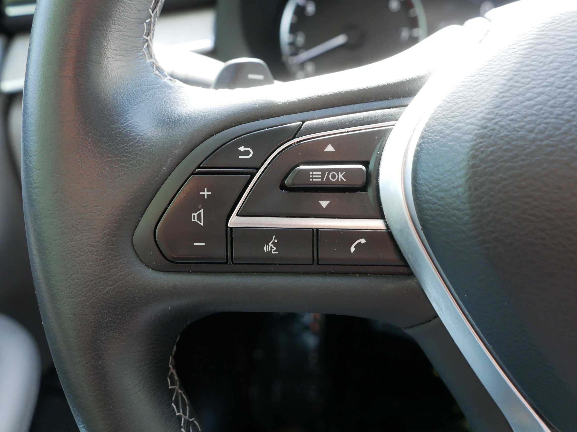 Certified 2023 INFINITI QX50 Sensory w/ Accent Package AWD/4WD image 31