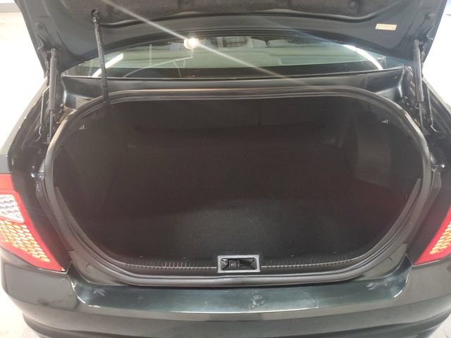 Used 2010 Ford Fusion SE FWD image 5