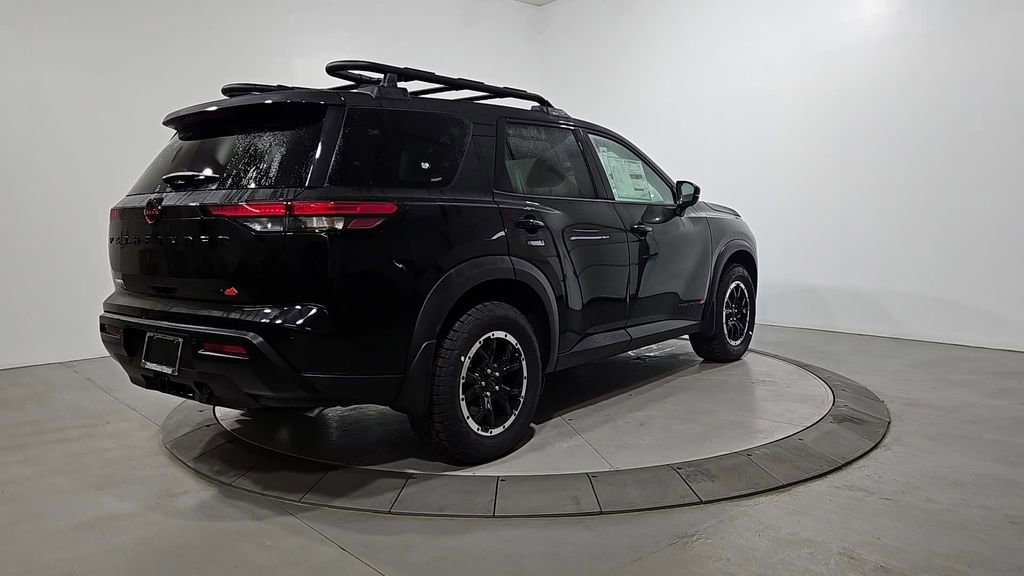 New 2026 Nissan Pathfinder SV image 5