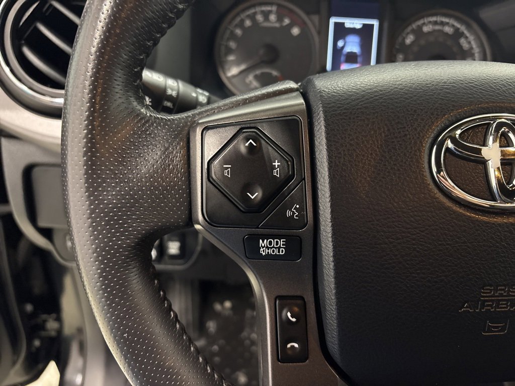 Used 2017 Toyota Tacoma TRD Sport w/ Tow Package image 24