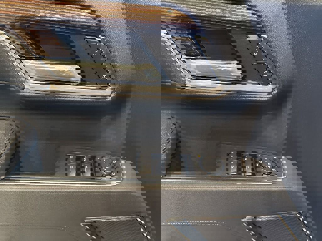 New 2026 GMC Sierra 1500 SLE w/ LPO, GMC Protection Package image 21