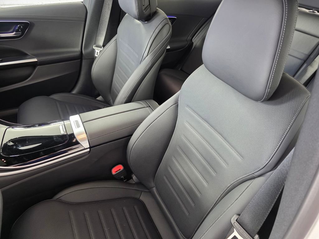 New 2026 Mercedes-Benz C 43 AMG 4MATIC Sedan image 8