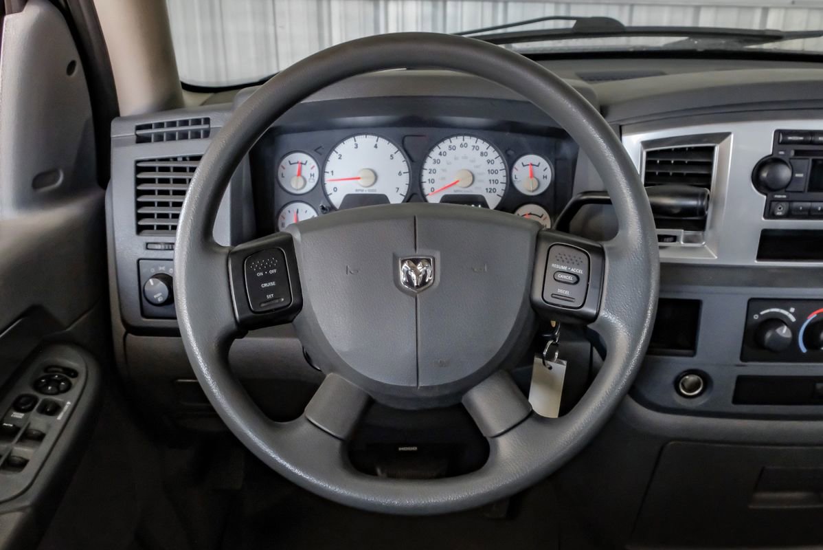 Used 2008 Dodge Ram 1500 Truck SLT image 15