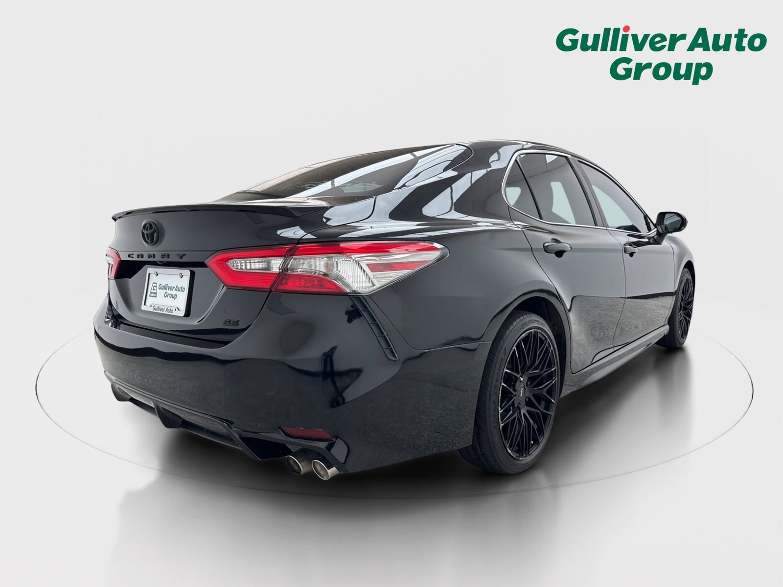 Used 2018 Toyota Camry SE w/ Convenience Package FWD image 8