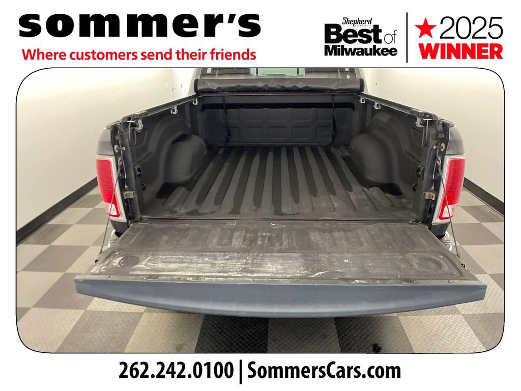 Used 2016 RAM 1500 Laramie w/ Convenience Group AWD/4WD image 31