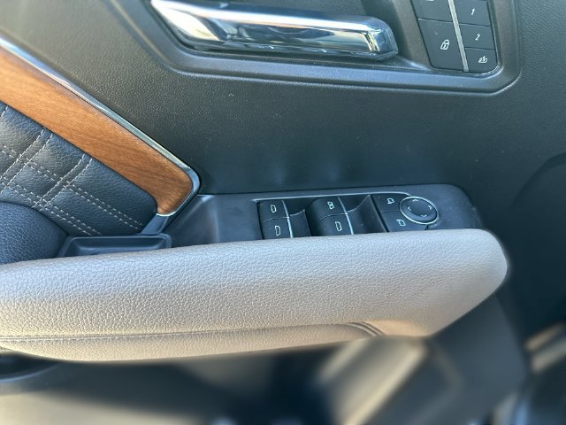 Used 2023 GMC Canyon Denali AWD/4WD image 16