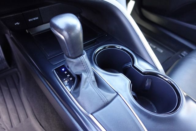 Certified 2020 Toyota Camry SE w/ Convenience Package image 25