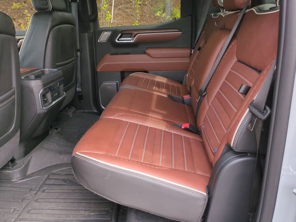 Used 2025 GMC Sierra 1500 Denali Ultimate image 18