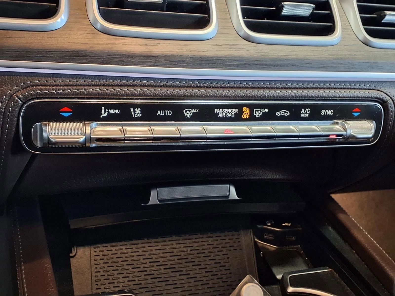 Used 2020 Mercedes-Benz GLE 450 4MATIC image 23