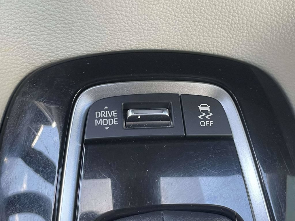 Used 2023 Toyota Corolla SE FWD image 37