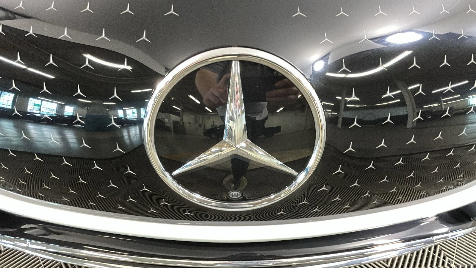 Used 2023 Mercedes-Benz EQE 350+ 4MATIC Sedan image 8