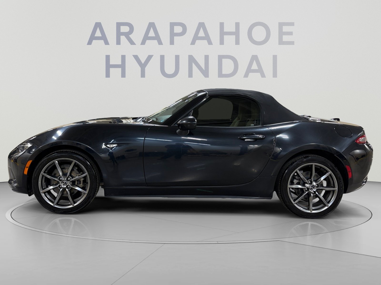 Used 2016 MAZDA MX-5 Miata Grand Touring RWD image 2