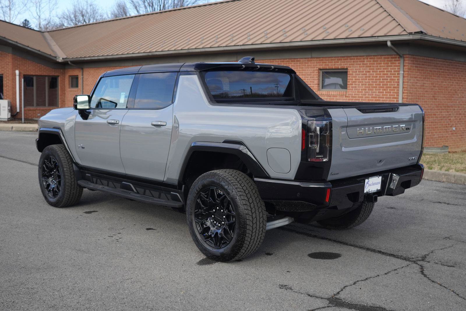 New 2026 GMC Hummer EV 4x4 Crew Cab image 7