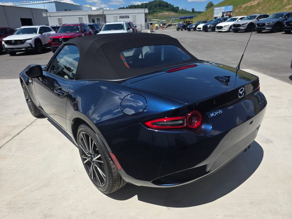 New 2026 MAZDA MX-5 Miata Grand Touring RWD image 8