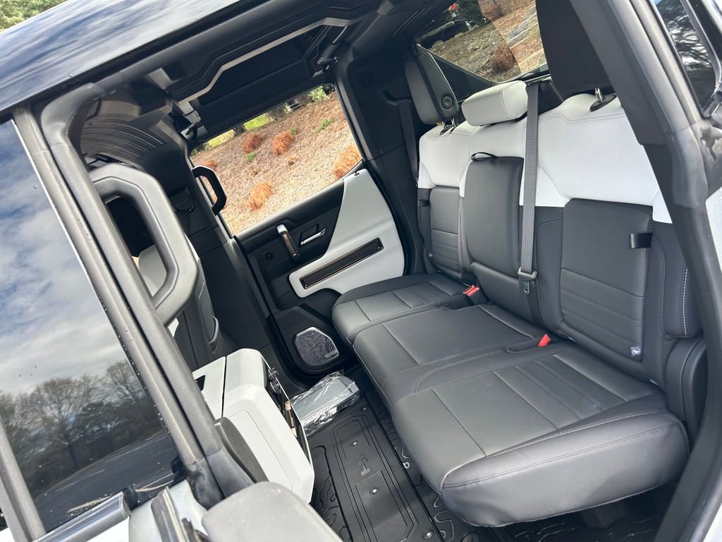 Used 2024 GMC Hummer EV 3X image 48