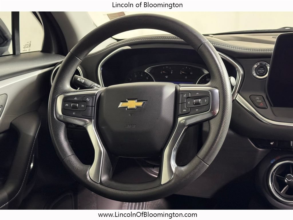 Used 2024 Chevrolet Blazer LT w/ Convenience Package AWD/4WD image 19