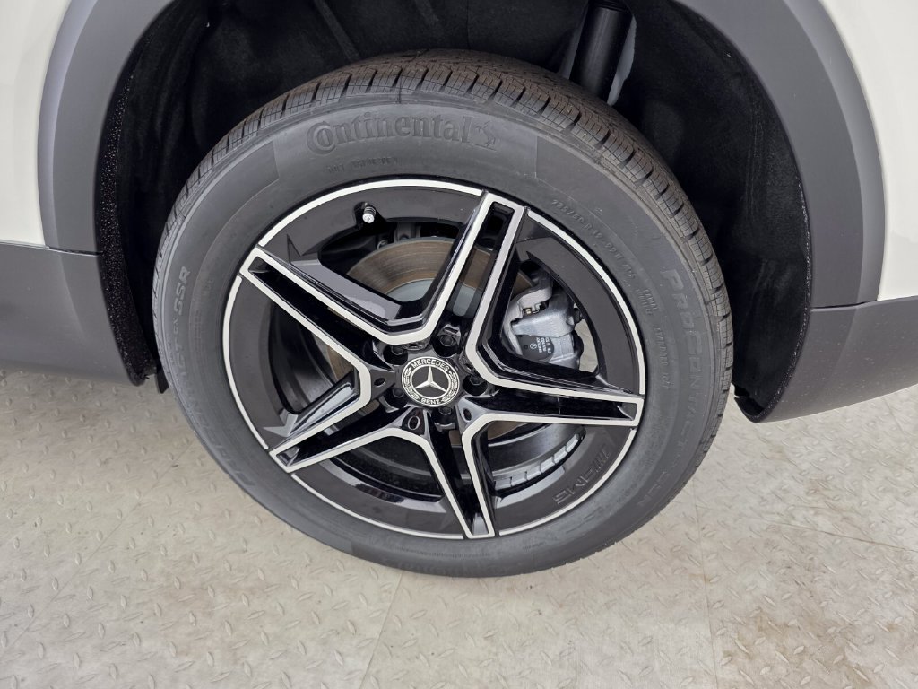 New 2026 Mercedes-Benz GLB 250 image 12