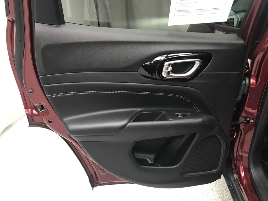 Used 2022 Jeep Compass Altitude w/ Convenience Group image 13