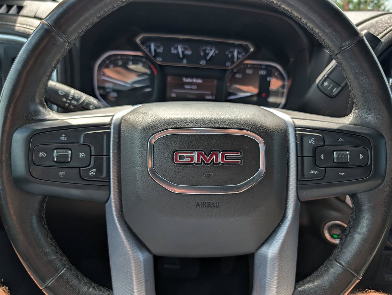 Used 2019 GMC Sierra 1500 SLT AWD/4WD image 23
