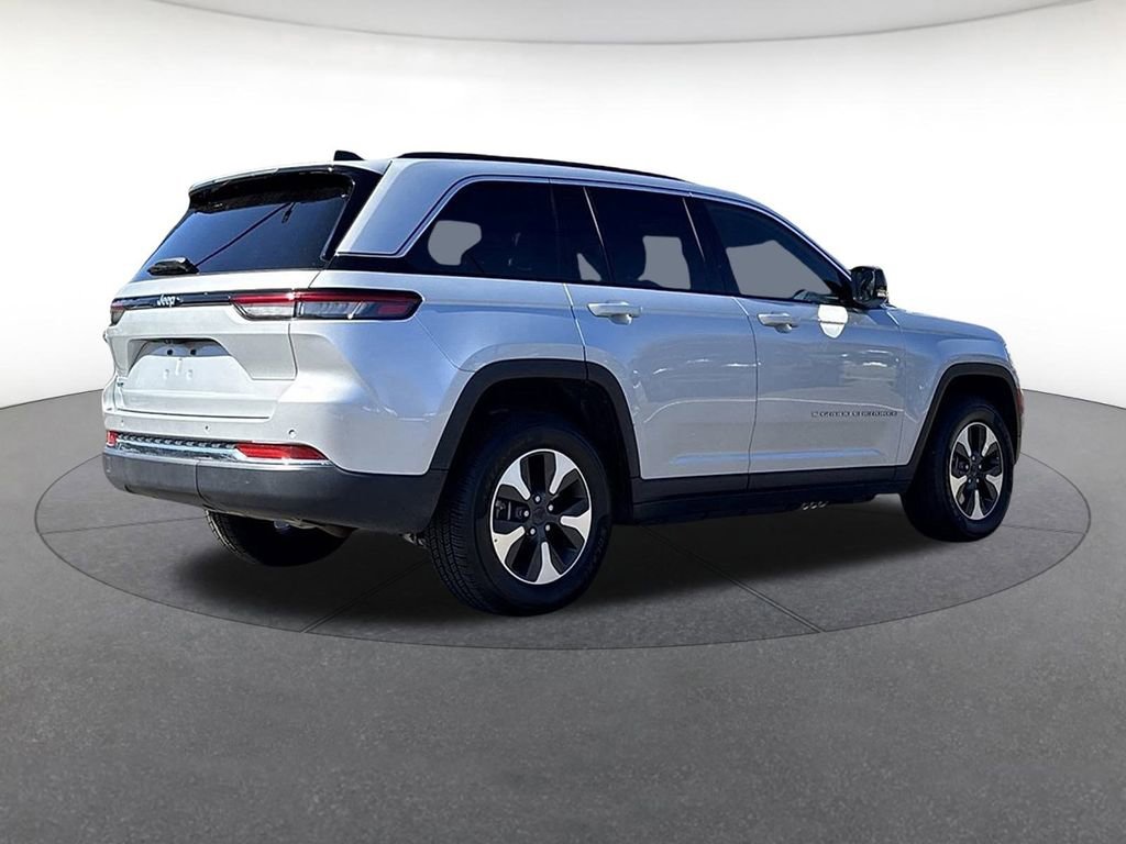 Used 2024 Jeep Grand Cherokee Limited 4xe image 5