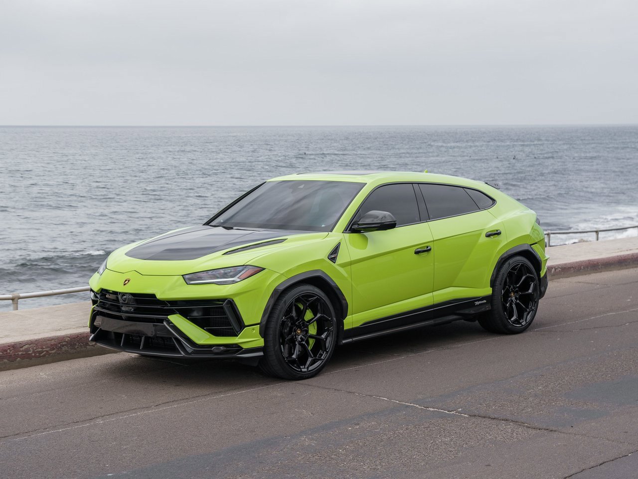 Used 2024 Lamborghini Urus Performante image 1
