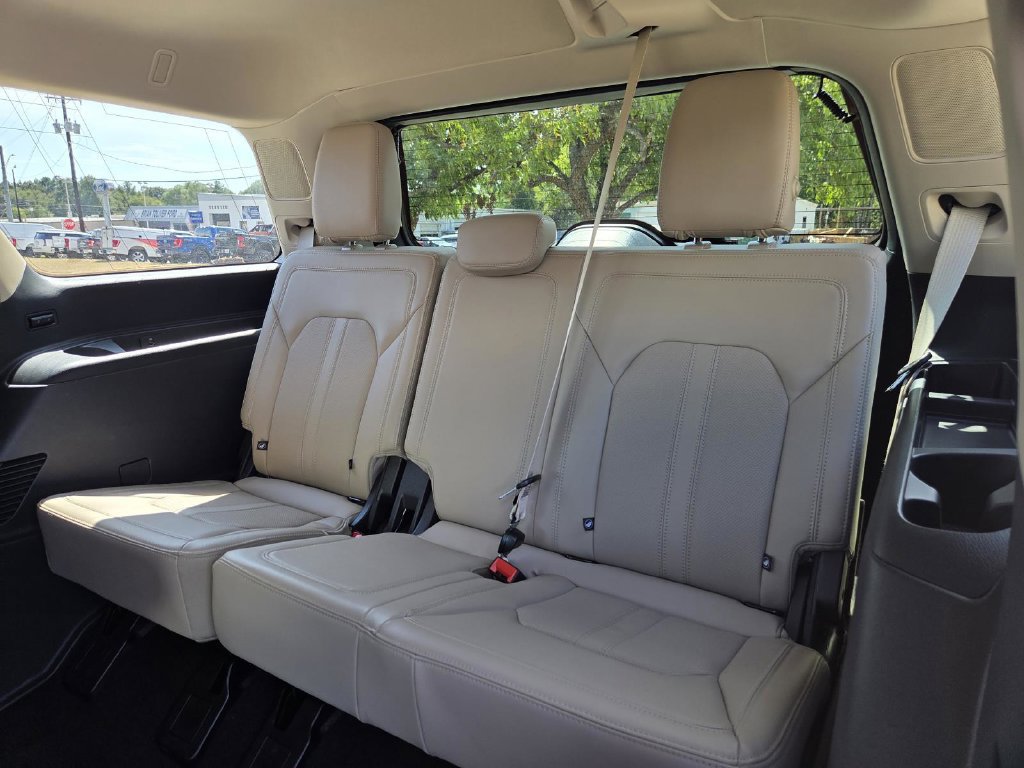 Used 2024 Ford Expedition Limited RWD image 31