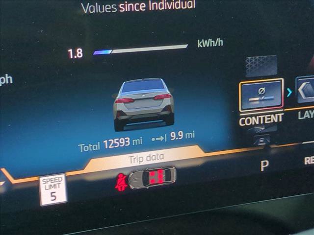 Used 2024 BMW i5 eDrive40i w/ Executive Package RWD image 11